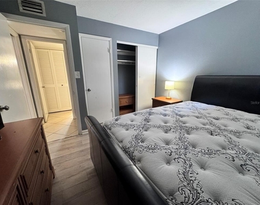 2763 Woodgate Lane - Photo Thumbnail 18