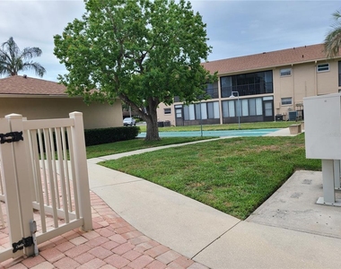 2763 Woodgate Lane - Photo Thumbnail 2