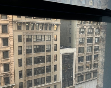 West 34th Street - Photo Thumbnail 9