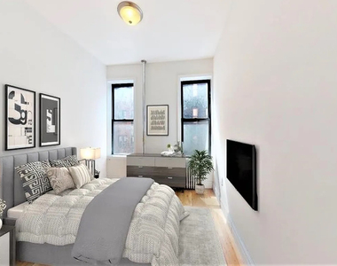 East 91st Street - Photo Thumbnail 1