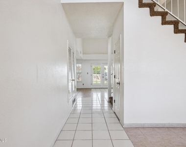11648 Lake Erie Drive - Photo Thumbnail 3