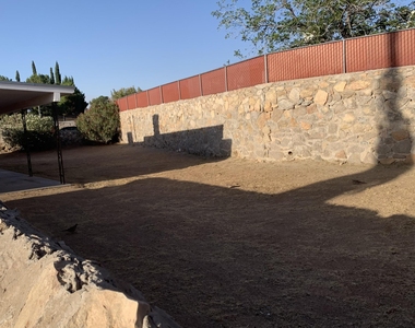 1801 Pete Brown Drive - Photo Thumbnail 4