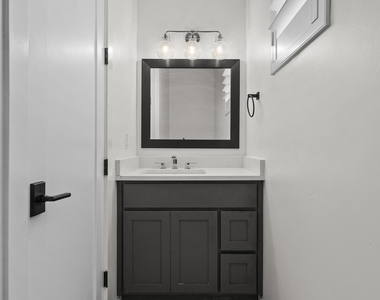 13637 Chepstow Court - Photo Thumbnail 6