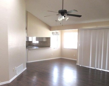 1120 Coyote Lane - Photo Thumbnail 2