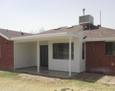 1120 Coyote Lane - Photo Thumbnail 4