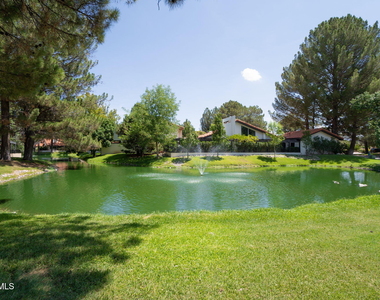 5205 Valley Spring Way - Photo Thumbnail 19