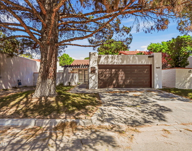 5205 Valley Spring Way - Photo Thumbnail 1