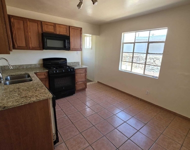5409 Timberwolf Drive - Photo Thumbnail 4