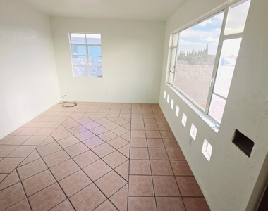5409 Timberwolf Drive - Photo Thumbnail 5