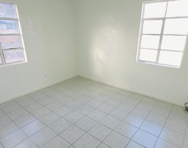 5409 Timberwolf Drive - Photo Thumbnail 6