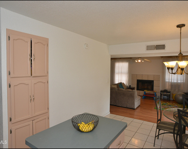 7528 Luz De Lumbre Avenue - Photo Thumbnail 11