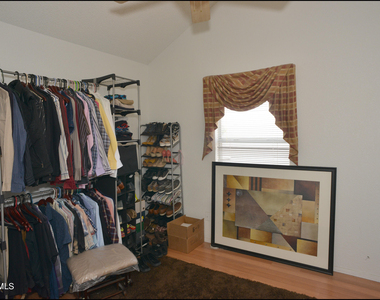 7528 Luz De Lumbre Avenue - Photo Thumbnail 16