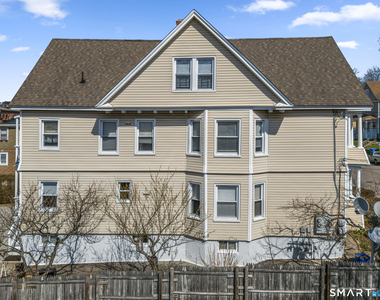 64 Connecticut Avenue - Photo Thumbnail 12