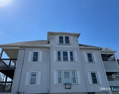132-134 Gridley Street - Photo Thumbnail 5
