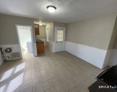 132-134 Gridley Street - Photo Thumbnail 6