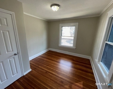 132-134 Gridley Street - Photo Thumbnail 14
