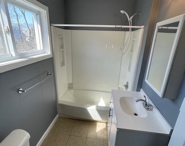 132-134 Gridley Street - Photo Thumbnail 7