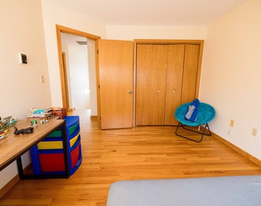 18 Clifford Avenue - Photo Thumbnail 24