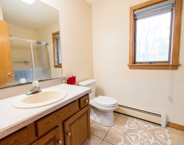 18 Clifford Avenue - Photo Thumbnail 15