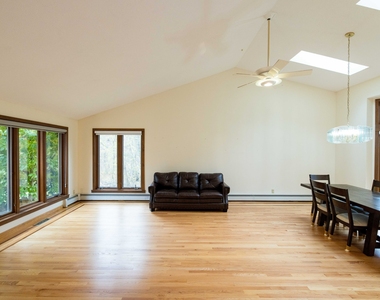 18 Clifford Avenue - Photo Thumbnail 3