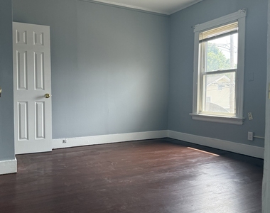 44 Gilbert Street - Photo Thumbnail 6