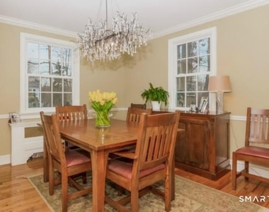 90 Linden Avenue - Photo Thumbnail 3