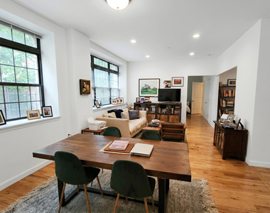 101 Clinton Street - Photo Thumbnail 1