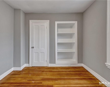 981 State Street - Photo Thumbnail 5