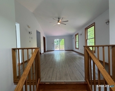 1539 Farmington Avenue - Photo Thumbnail 3