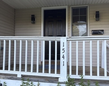 1539 Farmington Avenue - Photo Thumbnail 1