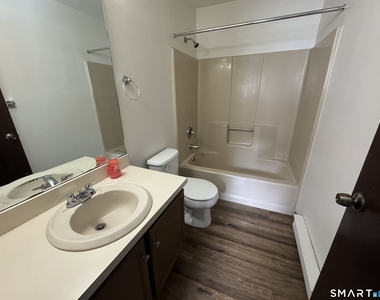 34 James Street - Photo Thumbnail 8