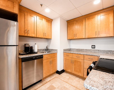 196 Crown Street - Photo Thumbnail 6