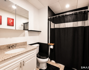 196 Crown Street - Photo Thumbnail 11