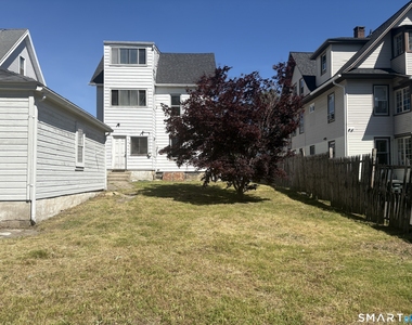 231 Goddard Avenue - Photo Thumbnail 13