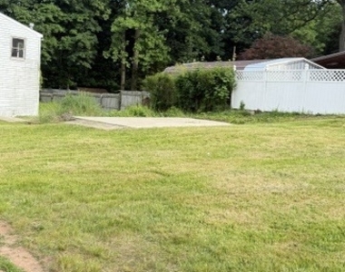 84 Alcove Street - Photo Thumbnail 3