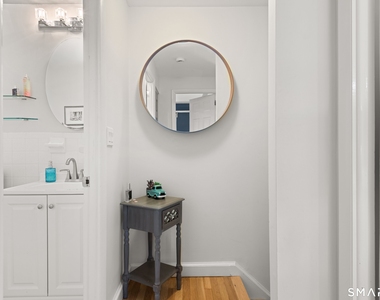 245 Sunnyridge Avenue - Photo Thumbnail 13