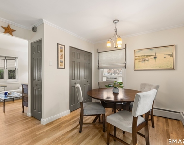 245 Sunnyridge Avenue - Photo Thumbnail 7