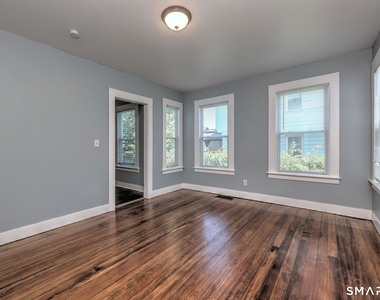 31 Winthrop Street - Photo Thumbnail 16