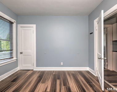 31 Winthrop Street - Photo Thumbnail 12