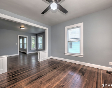 31 Winthrop Street - Photo Thumbnail 6