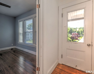 31 Winthrop Street - Photo Thumbnail 5