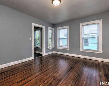 31 Winthrop Street - Photo Thumbnail 10