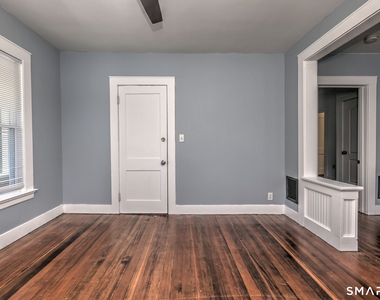 31 Winthrop Street - Photo Thumbnail 7