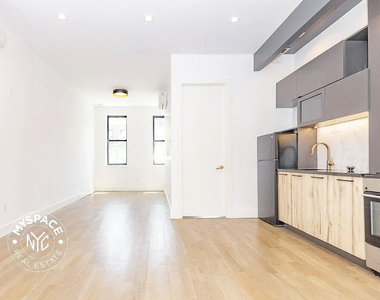 709 Sterling Place - Photo Thumbnail 2