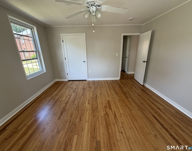 193 Virginia Avenue - Photo Thumbnail 12