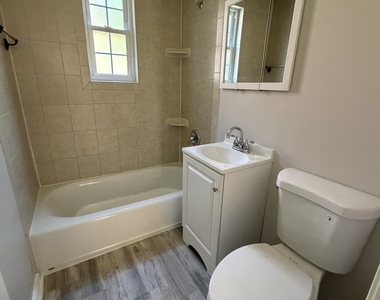 193 Virginia Avenue - Photo Thumbnail 15