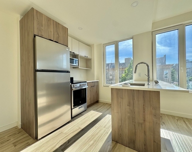 2718 Church Avenue - Photo Thumbnail 2