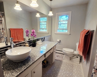 25 Sylvia Lane - Photo Thumbnail 9