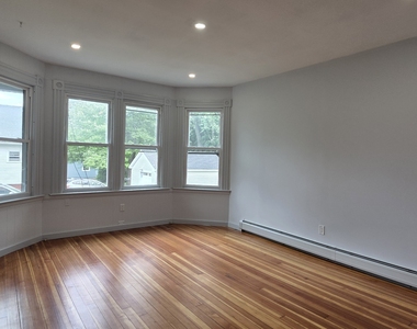 140 Spring Street - Photo Thumbnail 2