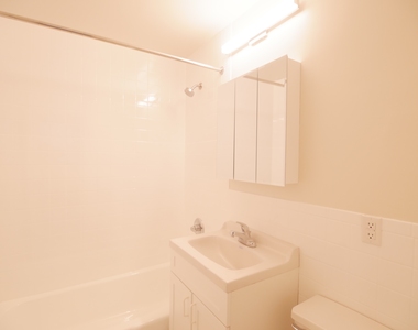 359 East 62nd Street - Photo Thumbnail 10